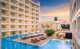 ชนาลัย ฮิลล์ไซด์ รีสอร์ท กะรน บีช (มาตรฐานความสะอาด Sha)